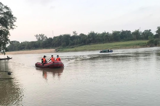 Đã tìm thấy thi thể nam sinh bị đuối nước khi đi tắm sông