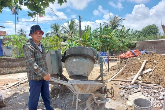 Cuộc sống chật vật của những giáo viên gần 20 năm dạy hợp đồng ở Nghệ An