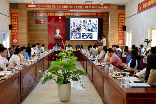Hội thảo 'Phát huy bản sắc văn hóa dân tộc Thổ phục vụ phát triển kinh tế - xã hội tại các huyện miền Tây Nghệ An'