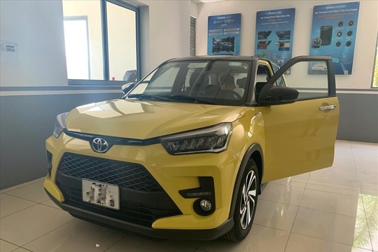 Toyota Raize tăng giá, muốn mua phải chờ 1 năm mới có xe