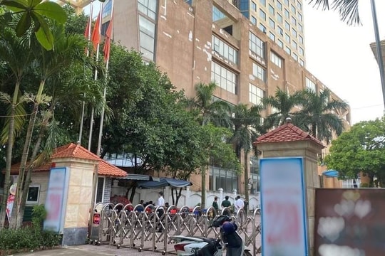 Phát hiện thi thể người không còn nguyên vẹn cạnh khách sạn