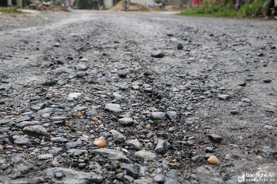 Cử tri huyện Thanh Chương kiến nghị đẩy nhanh tiến độ thi công các tuyến đường giao thông