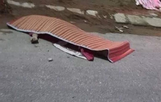 Một công nhân rơi xuống đất tử vong khi đang thi công khu nhà liền kề