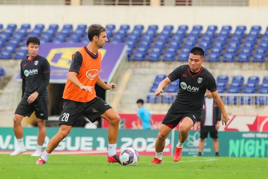 Ngoại binh Tây Ban Nha chính thức gia nhập Sông Lam Nghệ An