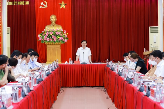 Tỉnh ủy Nghệ An ra nghị quyết về chuyển đổi số