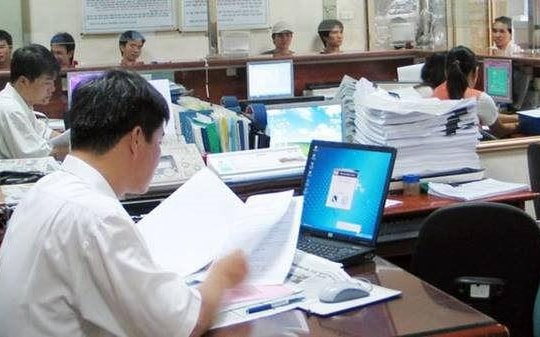 Từ ngày 15/8, 4 nhóm viên chức được tăng tuổi nghỉ hưu thêm 5 năm