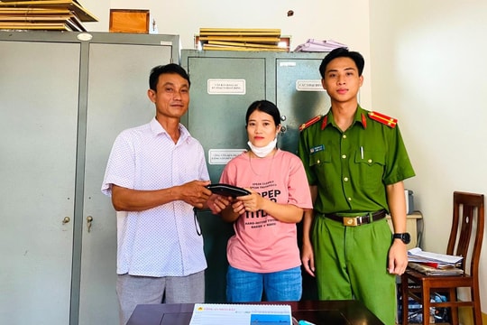 Nhặt được số tiền 50 triệu đồng, người đàn ông tìm trả lại người mất