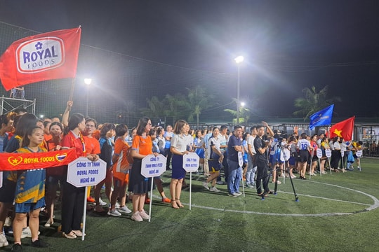 Bế mạc Giải thể thao Khu kinh tế Đông Nam và các Khu công nghiệp tỉnh Nghệ An 