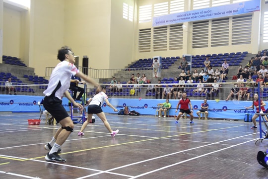 Thành phố Vinh 'thống trị' môn cầu lông tại Đại hội TDTT tỉnh