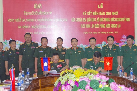 Quân khu 4 tăng cường hợp tác với Quân đội Lào 