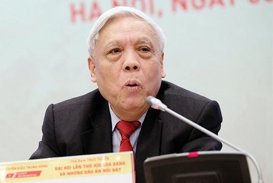 19 hành vi tiêu cực: Cán bộ nên đặt trên bàn để tự soi, tự sửa