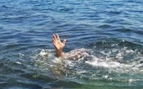 Xuống suối chơi, bé gái 3 tuổi trượt chân đuối nước thương tâm