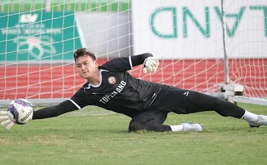 Hoàng Anh Gia Lai mất trụ cột ở vòng 13 V.League; Câu lạc bộ Bình Định nói gì sau khi chiêu mộ thành công Văn Lâm?