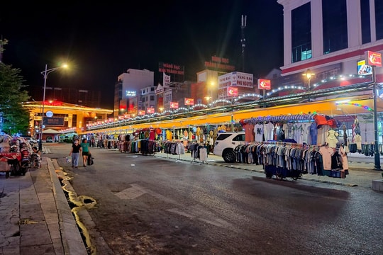 Hướng đi nào cho phố đêm Cao Thắng?