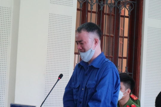 Vết trượt dài của cựu trung úy công an