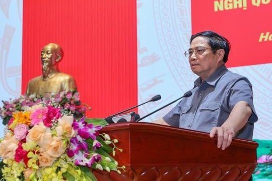Thủ tướng Chính phủ: Phát triển công nghiệp quốc phòng hiện đại, trở thành mũi nhọn của công nghiệp quốc gia