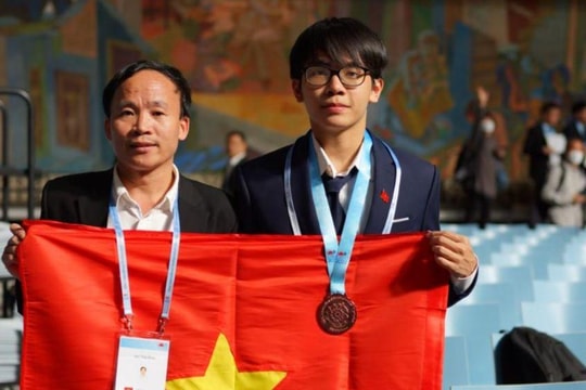 Danh sách học sinh giỏi, học sinh điểm cao được tỉnh Nghệ An tuyên dương