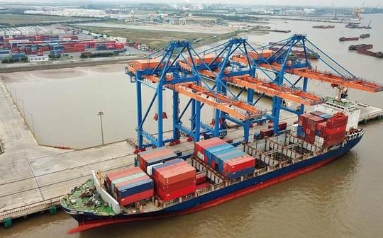 Điều chỉnh thẩm quyền quản lý nhà nước tại cảng, bến thủy nội địa