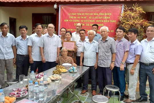 Hội Hỗ trợ gia đình liệt sỹ trao hỗ trợ xây dựng 3 nhà tình nghĩa tại huyện Diễn Châu 