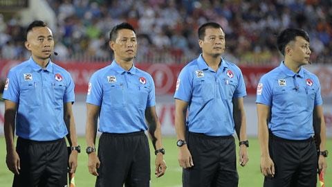 Trợ lý trọng tài từ chối bàn thắng của Thanh Hóa nghỉ vòng 14 V.League 2022; BXH FIFA tháng 8/2022: Việt Nam trên Thái Lan 14 bậc