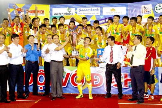 Những cầu thủ Sông Lam Nghệ An vô địch giải U21 Báo Thanh niên 2014 bây giờ ở đâu?