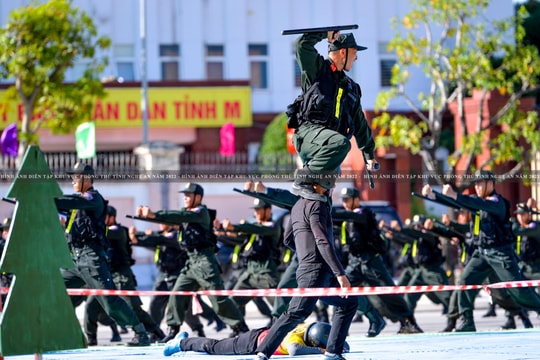 Nghệ An: Diễn tập thực binh xử lý bạo loạn, khủng bố, chống cháy nổ năm 2022