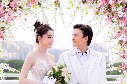 Lâm Khánh Chi tung ảnh cưới bên Song Duy 