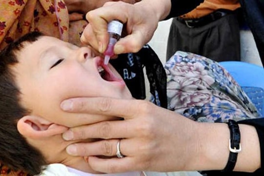 Nghệ An triển khai chiến dịch tiêm chủng vắc-xin bại liệt, sởi - rubella cho trẻ 