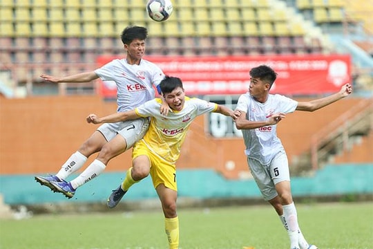 Nam Định thuê thầy ngoại về hỗ trợ cho trợ lý HLV Park Hang- seo; Nói rõ về vụ U17 SHB Đà Nẵng bỏ giải