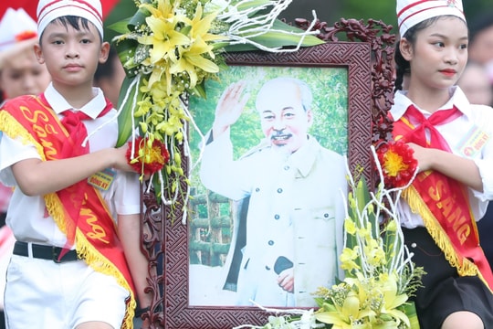 Sôi động ngày hội thiếu nhi chào mừng Quốc khánh ở Nghệ An