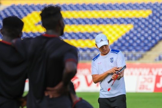 'Chơi trên sân Thanh Hoá là trận đấu hết sức khó khăn cho Sông Lam Nghệ An'