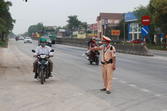 Nghệ An: Kiểm soát, xử lý ngay vi phạm tốc độ, không 'chờ' phạt nguội