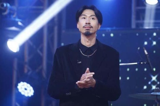 Đen Vâu nhớ ký ức 7 năm làm công nhân vệ sinh môi trường