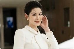 Thời trang đời thường ấn tượng của cô Mơ 'Thương ngày nắng về'