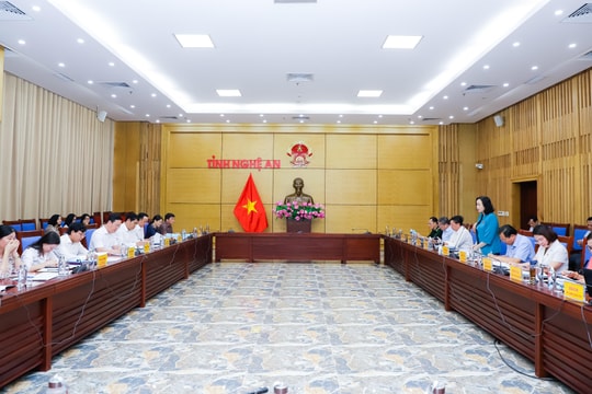 Đoàn giám sát Hội đồng Dân tộc của Quốc hội làm việc với UBND tỉnh Nghệ An