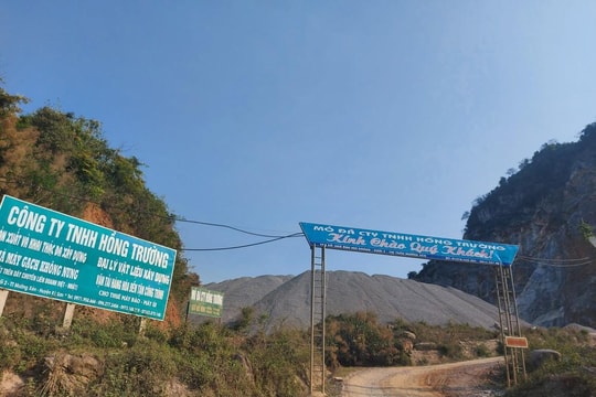 Đình chỉ hoạt động mỏ đá nổ mìn làm hỏng nhà dân ở Kỳ Sơn