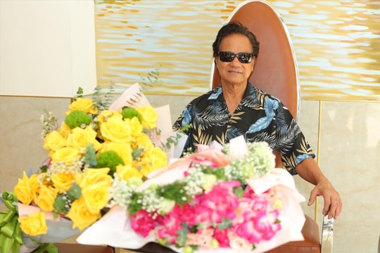 Danh ca Chế Linh tổ chức liveshow ở tuổi 80