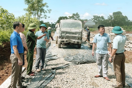 Đôn đốc tiến độ xây dựng nông thôn mới ở Nghĩa Đàn