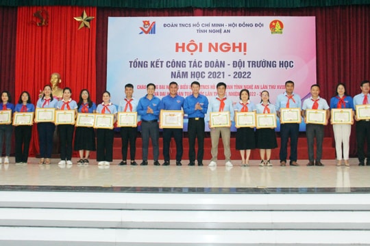  Hội đồng Đội Trung ương khen thưởng 28 cá nhân có thành tích xuất sắc