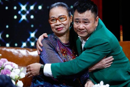 Tuổi thơ 'dữ dội' của NSND Tự Long