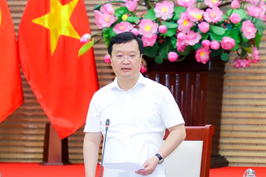 Chủ tịch UBND tỉnh: Phấn đấu hoàn thành giải ngân vốn đầu tư công theo cam kết đã ký