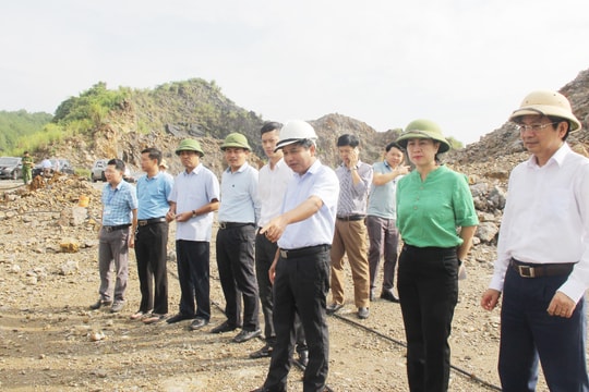 HĐND tỉnh giám sát công tác quản lý khoáng sản tại huyện Quỳnh Lưu