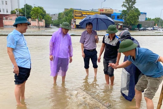 Thành phố Vinh rà soát, khơi thông các điểm ách yếu trước khi bão Noru đổ bộ