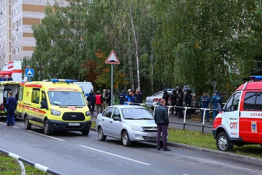 Nghi phạm tự sát sau khi xả súng tại trường học ở Nga khiến 13 người chết