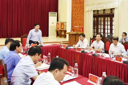 Kiểm soát, xử lý tình trạng đăng tải, chia sẻ thông tin tiêu cực, trái chiều trên không gian mạng