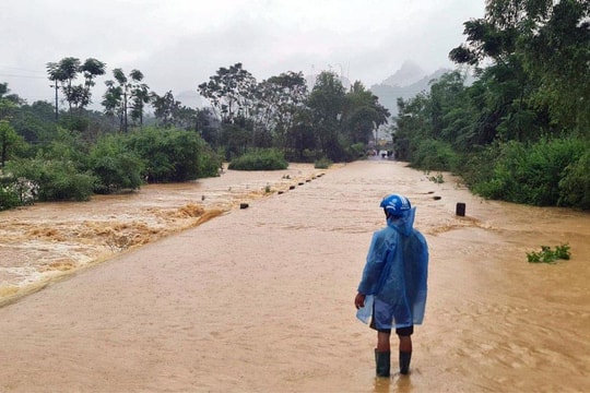 Thuỷ điện ở Nghệ An tăng lưu lượng xả lũ