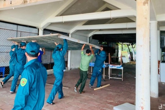 Đến ngày 30/9, có 16 hộ kinh doanh trên bãi biển Cửa Lò hoàn thành tháo dỡ, giải tỏa ki ốt