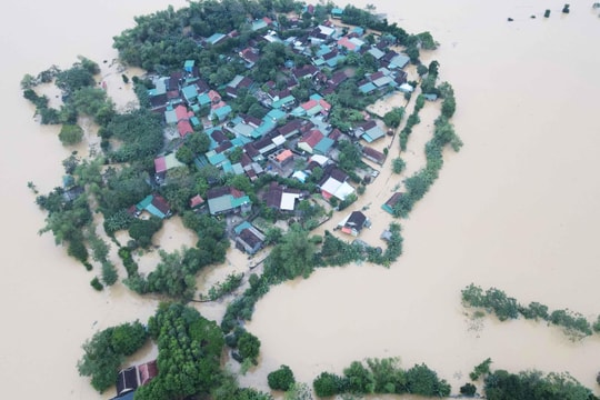 Cuộc sống chật vật của người dân vùng rốn lũ Bích Hào