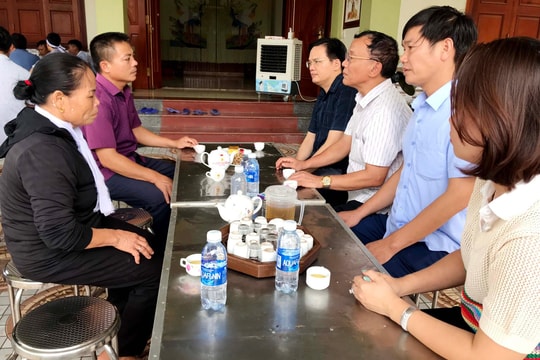 Sở Lao động - Thương binh và Xã hội thăm hỏi gia đình các nạn nhân bị đuối nước