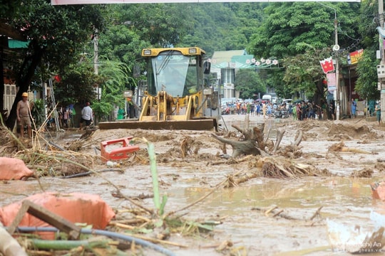[Infographics] Thiệt hại về hoàn lưu bão số 4 trên địa bàn Nghệ An (tính đến 17h ngày 4/10)